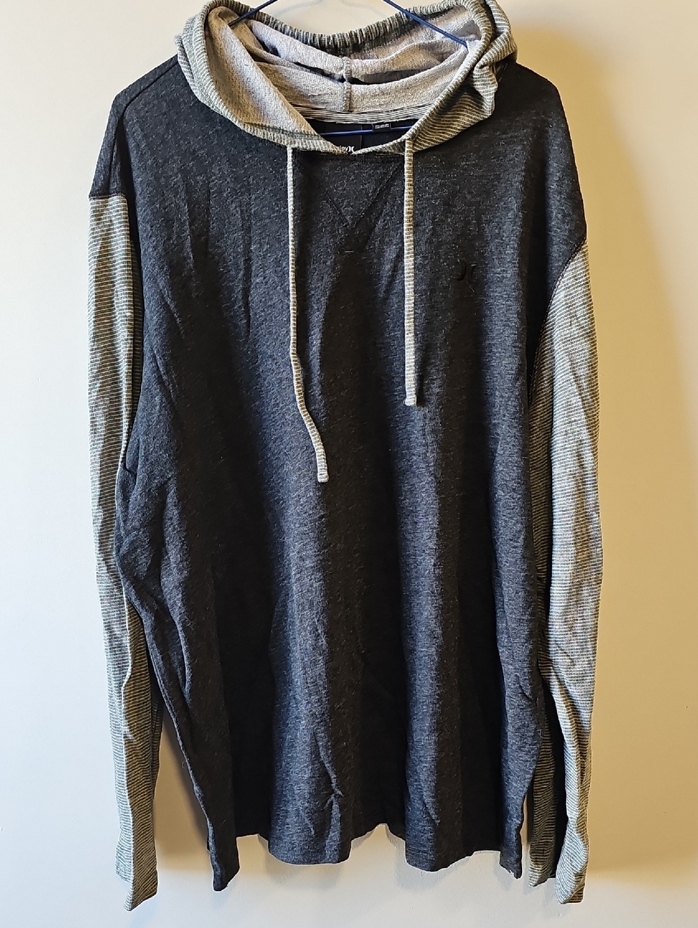 Hurley XXL Dark Charcoal Hooded Long Sleeve Shirt